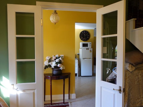 The Blacksmiths Cottage - Accommodation Fremantle 6