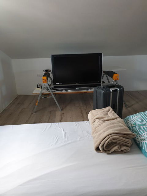 DIANELLA Budget Rooms Happy Place To Stay - Accommodation Fremantle 6