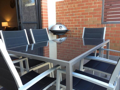 Cloisters - Accommodation Fremantle 7