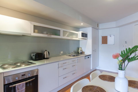 Cloisters - Accommodation Fremantle 3