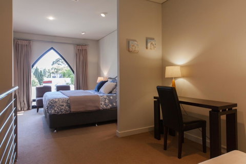 Cloisters - Accommodation Fremantle 12
