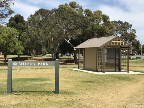 Gerring Court With Free 1 Car Bay Parking - Accommodation Fremantle 22