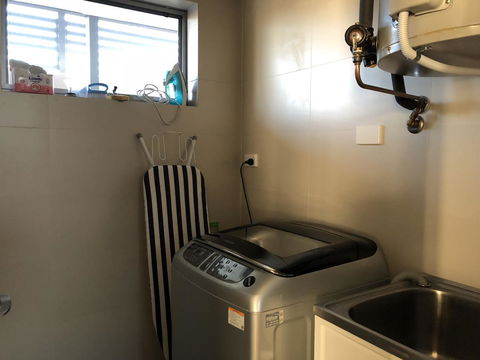 Gerring Court With Free 1 Car Bay Parking - Accommodation Fremantle 16