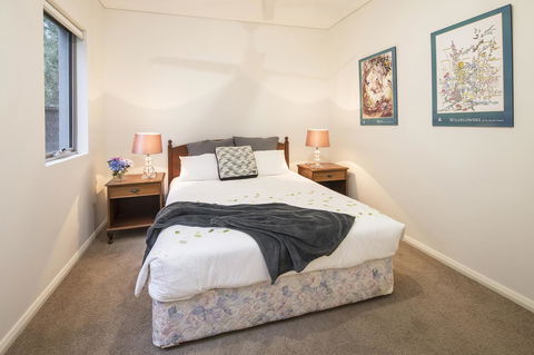 Calm Waters - Accommodation Fremantle 9