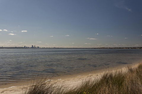 Attadale Excutive Villa - Accommodation Fremantle 4