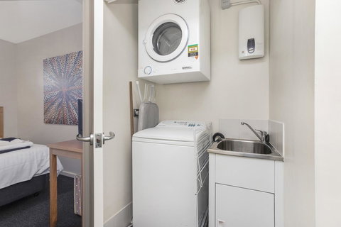 508 Stupendous Sunsets & Views Pool Gym Parking - Accommodation Fremantle 24