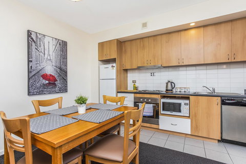 508 Stupendous Sunsets & Views Pool Gym Parking - Accommodation Fremantle 20