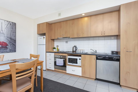 508 Stupendous Sunsets & Views Pool Gym Parking - Accommodation Fremantle 17