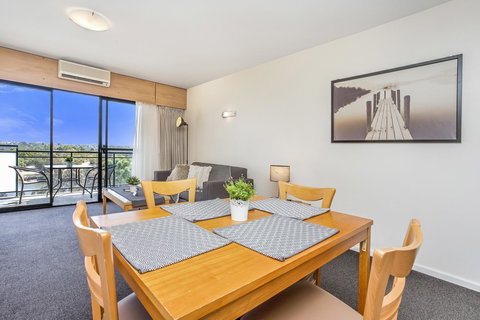 508 Stupendous Sunsets & Views Pool Gym Parking - Accommodation Fremantle 7