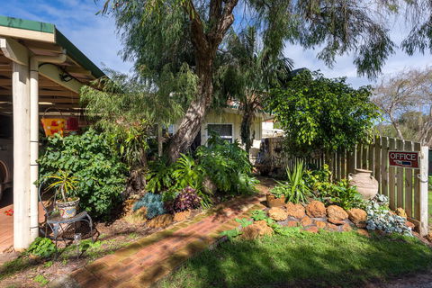 Surfside Ocean Beach Denmark Holiday Accommodation - Accommodation Fremantle 5