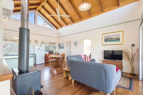 Surfside Ocean Beach Denmark Holiday Accommodation - Accommodation Fremantle 23