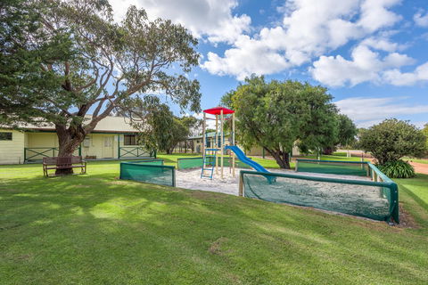 Surfside Ocean Beach Denmark Holiday Accommodation - Accommodation Fremantle 0