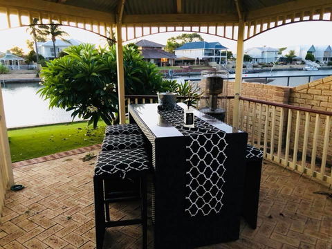 LA ANCHOR ON THE CANALS (MANDURAH) - Accommodation Fremantle 9