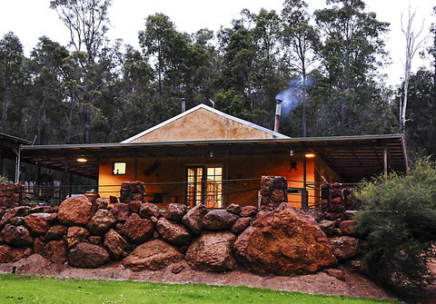 Nannup Bush Retreat - Accommodation Fremantle 14