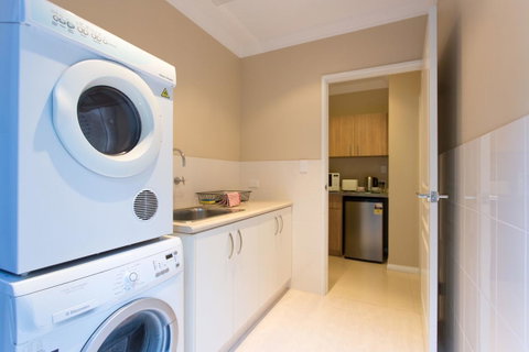 Sorrento Beach Manor - Accommodation Fremantle 23