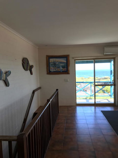 Surf Views - Accommodation Fremantle 5