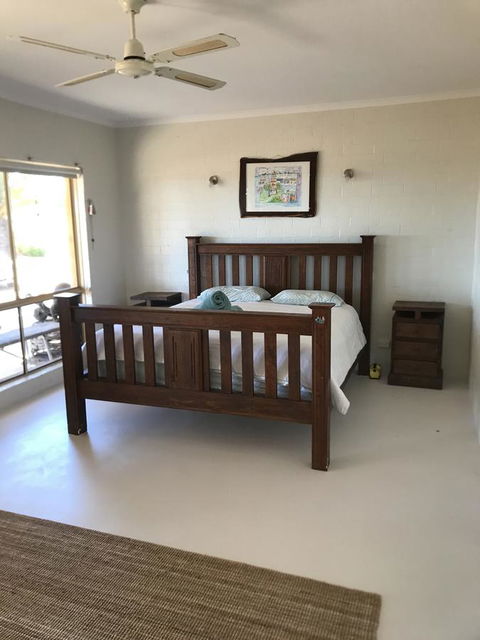 Surf Views - Accommodation Fremantle 9