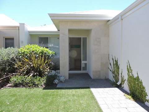Contemporary Cove - Quindalup - Accommodation Fremantle 2