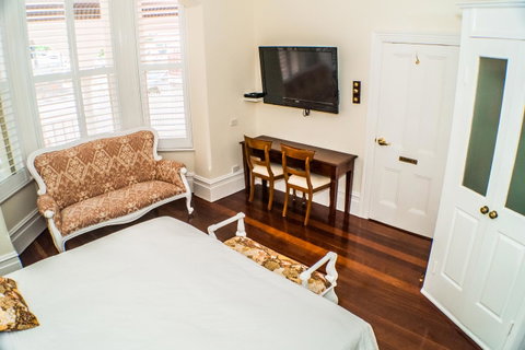 South Beach Bed & Breakfast - Accommodation Fremantle 10