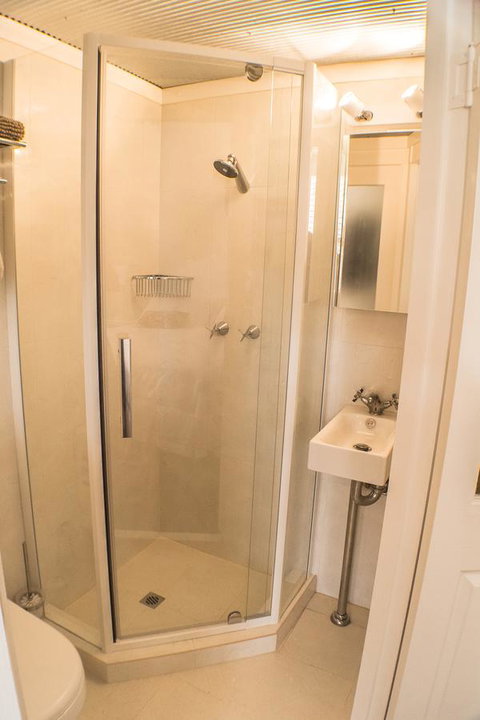 South Beach Bed & Breakfast - Accommodation Fremantle 9