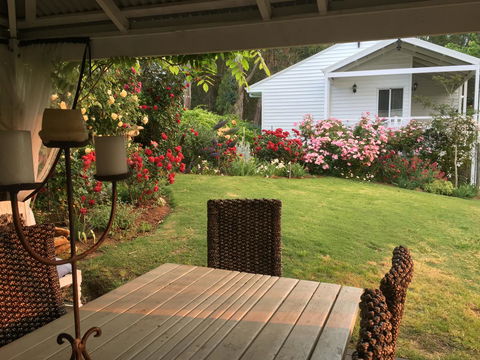 Applegate Lane Chalet - Accommodation Fremantle 19
