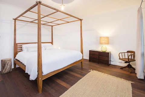 Buxton Thomas - Accommodation Fremantle 6