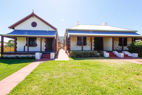 Fremantle Colonial Cottages - Accommodation Fremantle 0