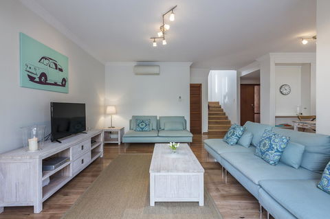 Cottesloe Sea Salt Abode - Executive Escapes - Accommodation Fremantle 2