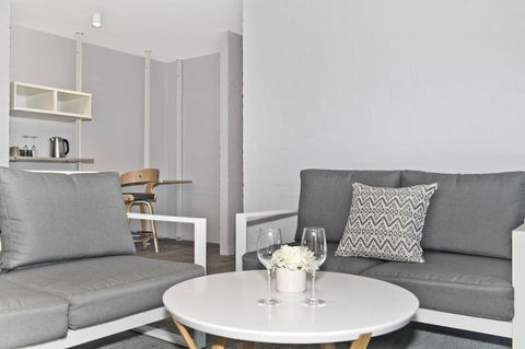 Atrium Hotel Mandurah - Accommodation Fremantle 22