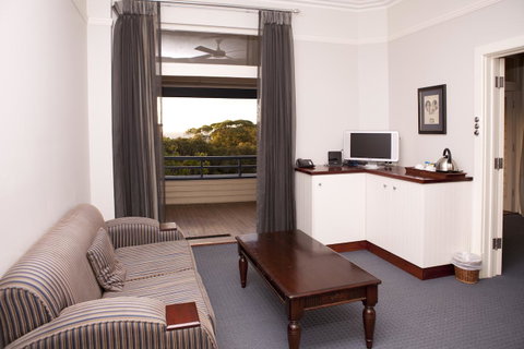 Caves House Hotel & Apartments Yallingup - Accommodation Fremantle 28