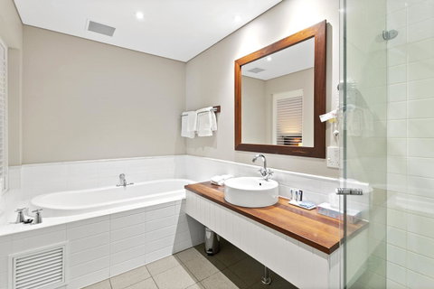 Caves House Hotel & Apartments Yallingup - Accommodation Fremantle 17
