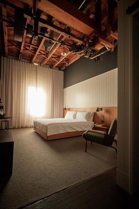 The Premier Mill Hotel - Accommodation Fremantle 2