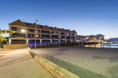 Dolphin Quay Apartments - Accommodation Fremantle 0