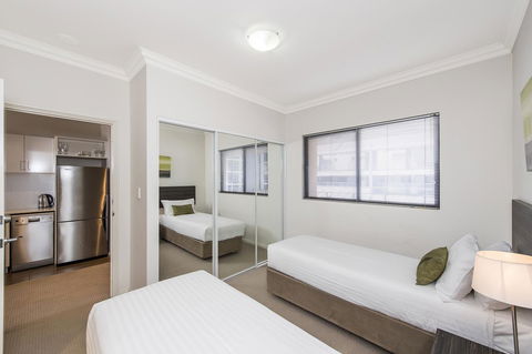 Dolphin Quay Apartments - Accommodation Fremantle 43