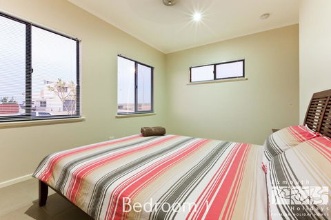 3 Kestrel Place - Accommodation Fremantle 9