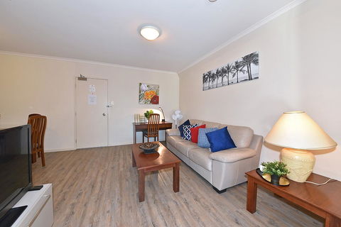 Inner Perth CBD 1X1 Apartment: 605451 - Accommodation Fremantle 7