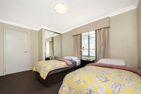 Subiaco Village 18 - Accommodation Fremantle 9