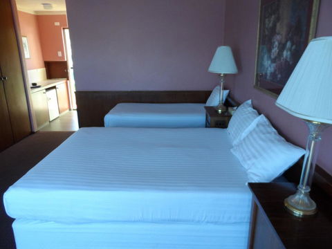 Clifton Motel & Grittleton Lodge - Accommodation Fremantle 18