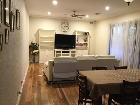 Ascot Home - Accommodation Fremantle 2