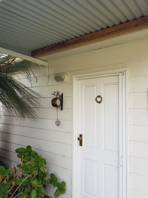 While Away Holiday Accommodation - Accommodation Fremantle 15