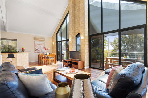 Swanview Ardross Shortstays - Accommodation Fremantle 1