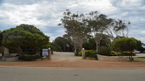 Hopetoun Motel & Chalet Village - Accommodation Fremantle 12