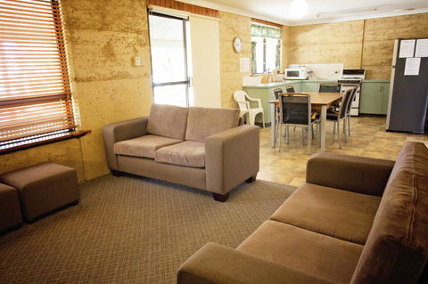 Hopetoun Motel & Chalet Village - Accommodation Fremantle 8