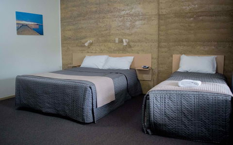Hopetoun Motel & Chalet Village - Accommodation Fremantle 0