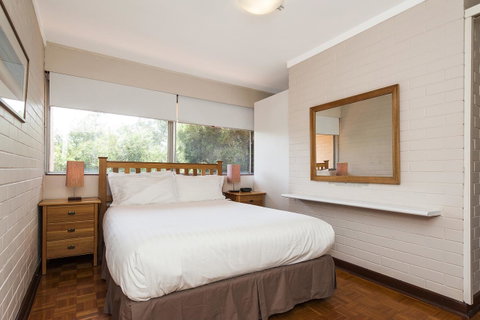 Rosalie 35 - Accommodation Fremantle 13