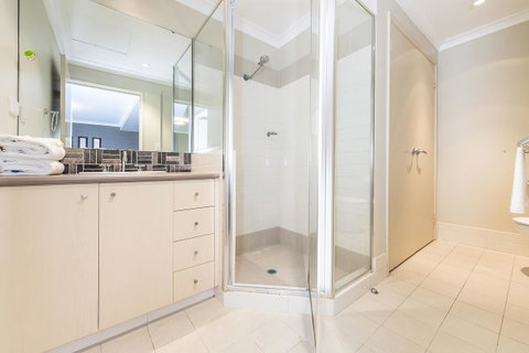 Subiaco Emporium Apartment - Accommodation Fremantle 12