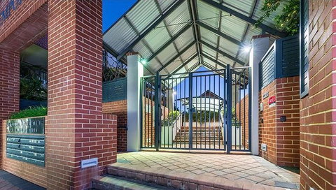 Subiaco Emporium Apartment - Accommodation Fremantle 8