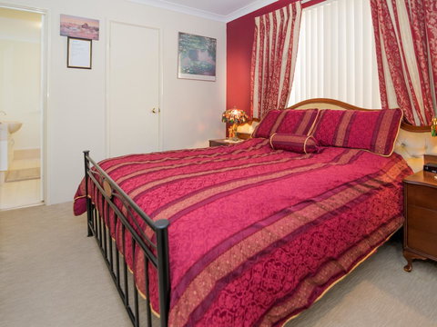 Ascot On Swan Bed & Breakfast - Accommodation Fremantle 2
