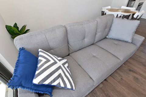 Modern Apartment Redcliffe Near Perth Airport: 0126 - Accommodation Fremantle 17