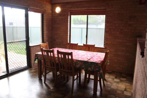 Kestrel Chalets - Accommodation Fremantle 17